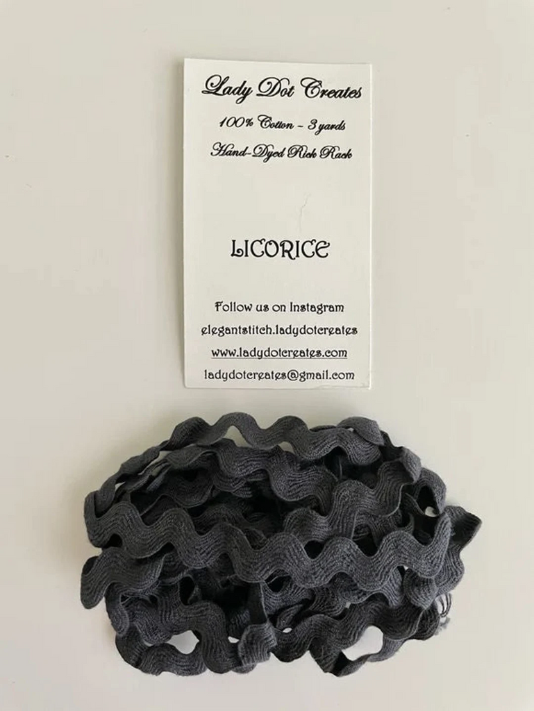 Mini Ric Rac&nbsp;by Lois Mouriski Bear of Lady Dot Creates. Licorice - Black